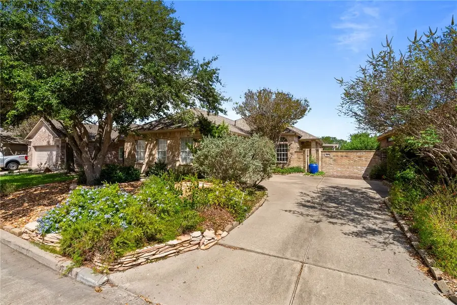 6302 Garden Court, Corpus Christi, TX 78414 - #2