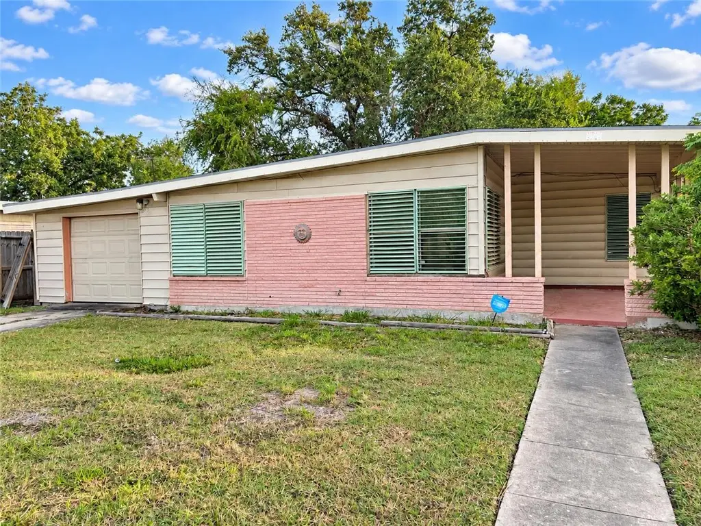 3934 Lamont Street, Corpus Christi, TX 78415 - #1