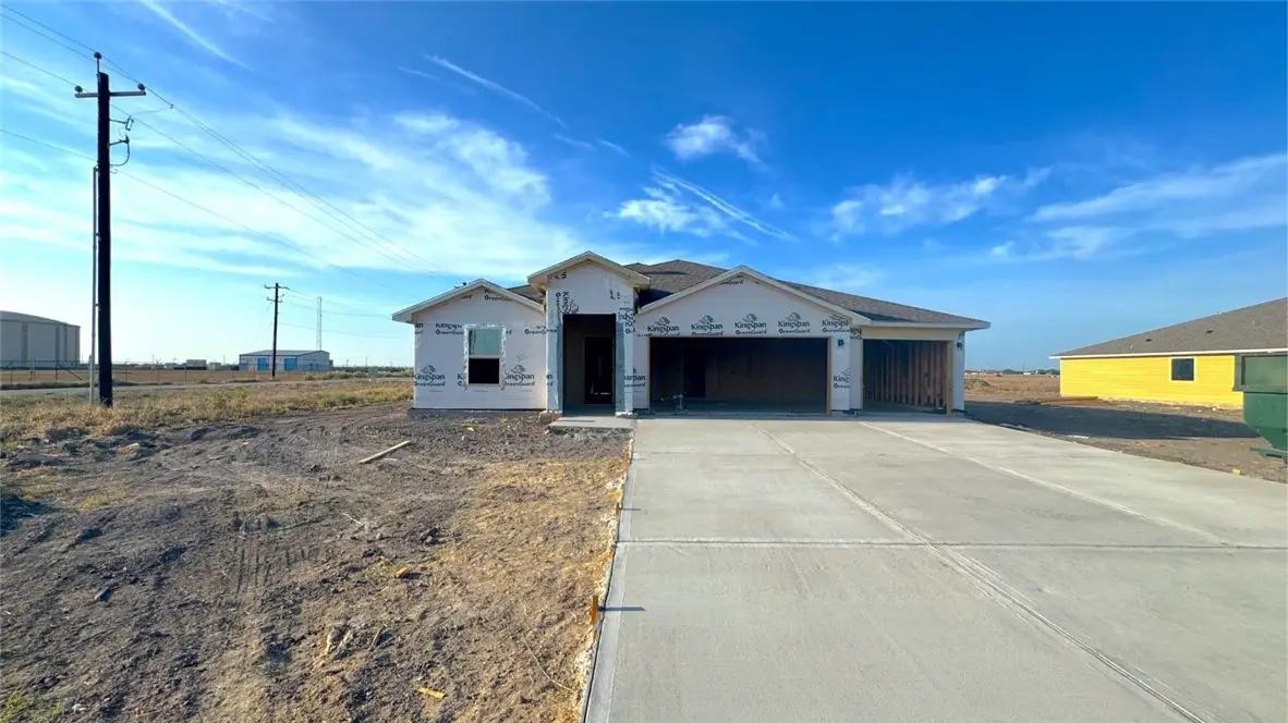 802 Fisher's Island Circle, Corpus Christi, TX 78415 - #1