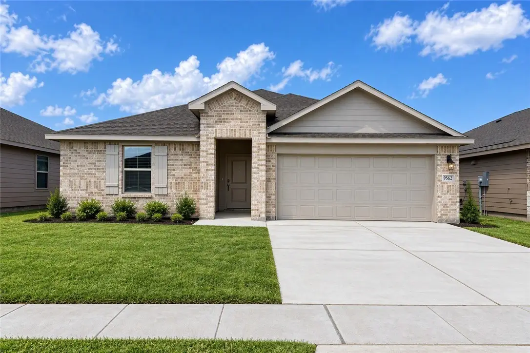 7614 Lacey Drive, Corpus Christi, TX 78414 - #1