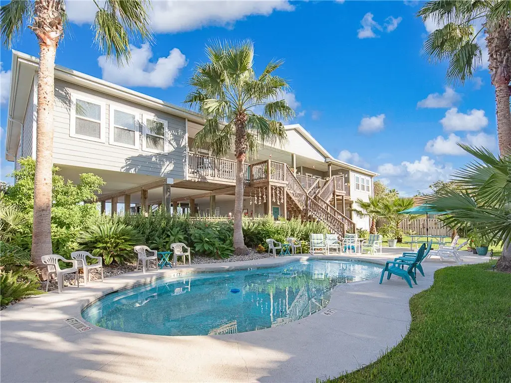 413 6th Street, Port Aransas, TX 78373 - #1