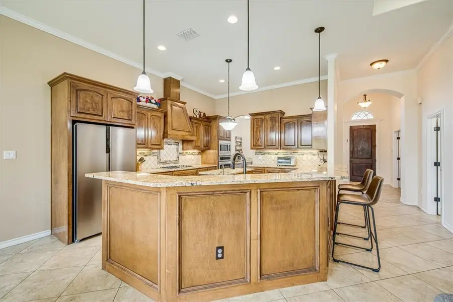 7522 S Lake Drive, Corpus Christi, TX 78414 - #2