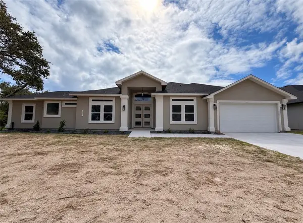 104 Oakmont Drive, Rockport, TX 78382
