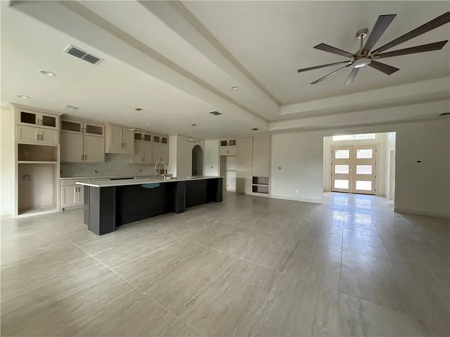 104 Oakmont Drive, Rockport, TX 78382 - #3