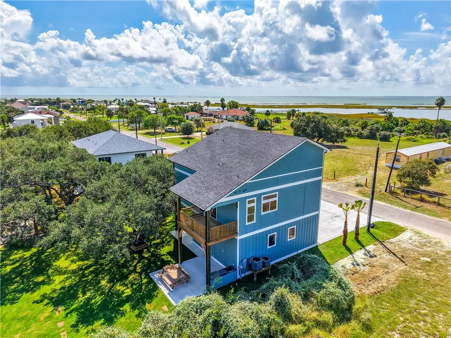 147 Front, Rockport, TX 78382 - #2