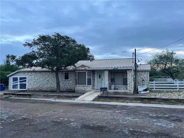 506 Rosita Street, Freer, TX 78357