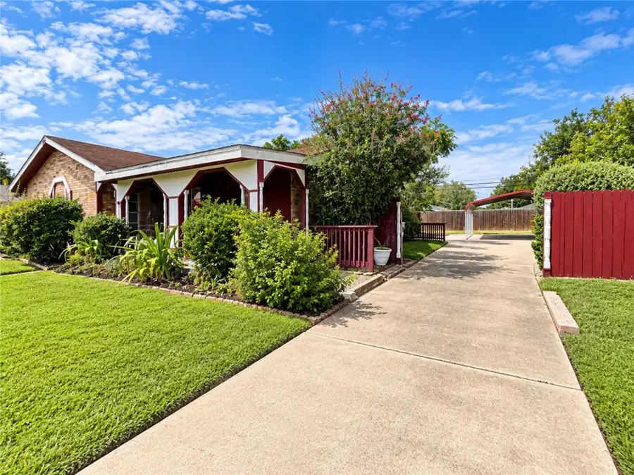 6105 Pebble Beach Drive, Corpus Christi, TX 78413 - #2