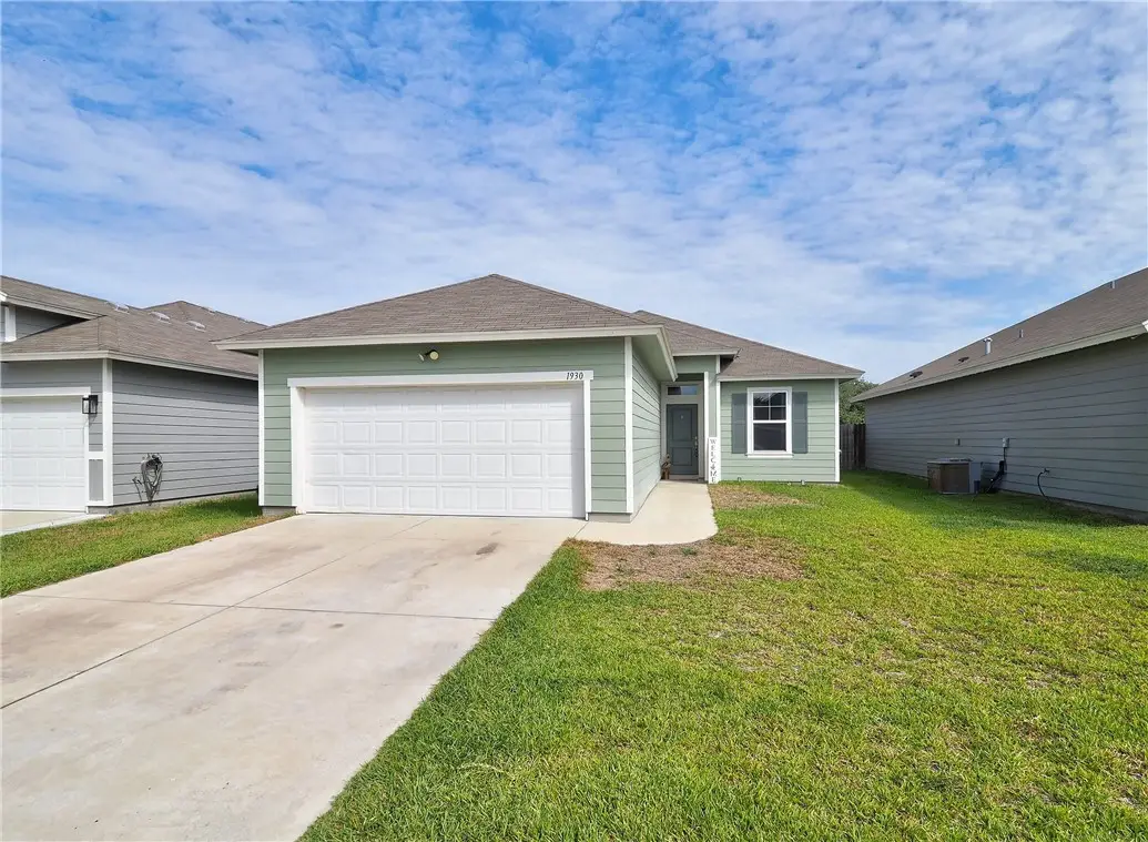 1930 Shellbank Avenue, Aransas Pass, TX 78336 - #1