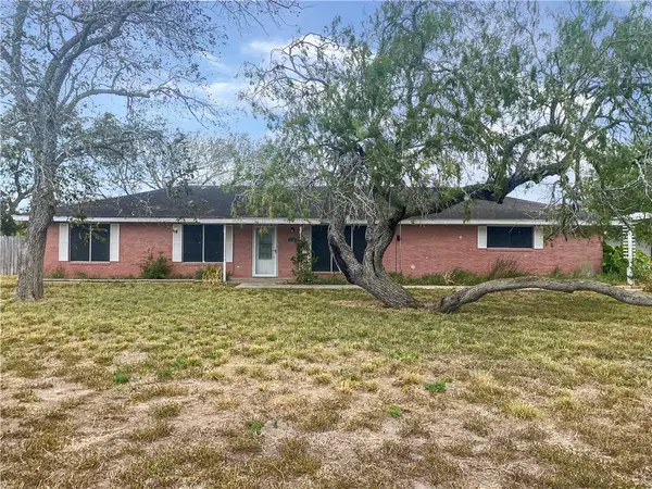 133 N County Road 307, Orange Grove, TX 78372