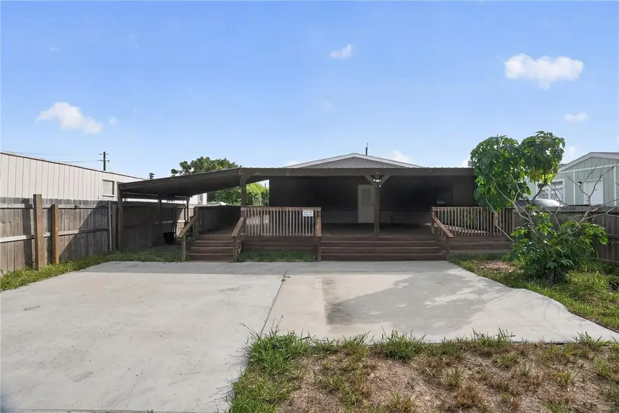 528 Claride Street, Corpus Christi, TX 78418 - #2