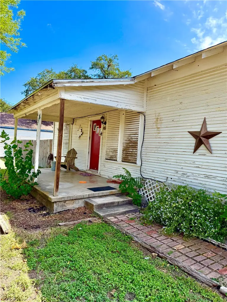 610 Burton Street, Woodsboro, TX 78393 - #3