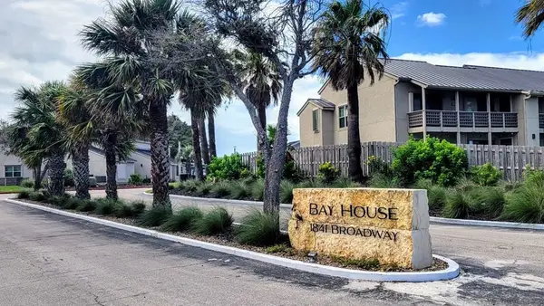 2708 Bayhouse Drive #2708, Rockport, TX 78382