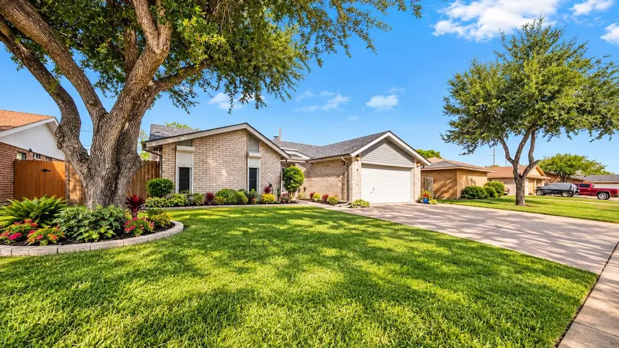 3734 Locke, Corpus Christi, TX 78415 - #2