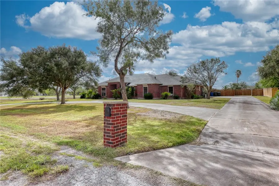 4725 Mars Hill Drive, Corpus Christi, TX 78413 - #2