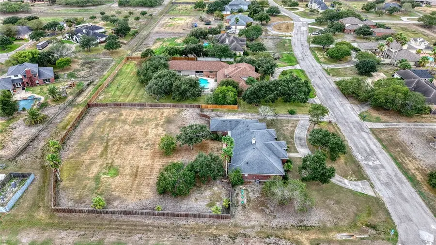 4725 Mars Hill Drive, Corpus Christi, TX 78413 - #3