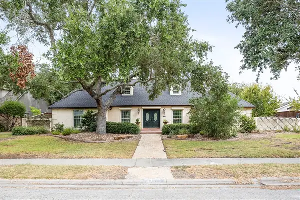 317 Cape Aron Drive, Corpus Christi, TX 78412