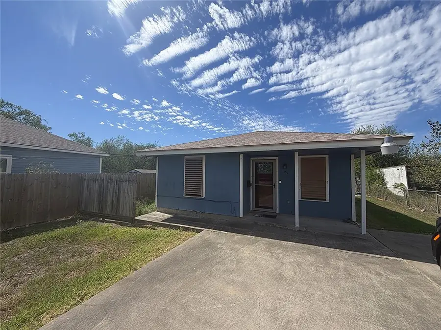 125 Mohawk Street, Corpus Christi, TX 78405 - #2