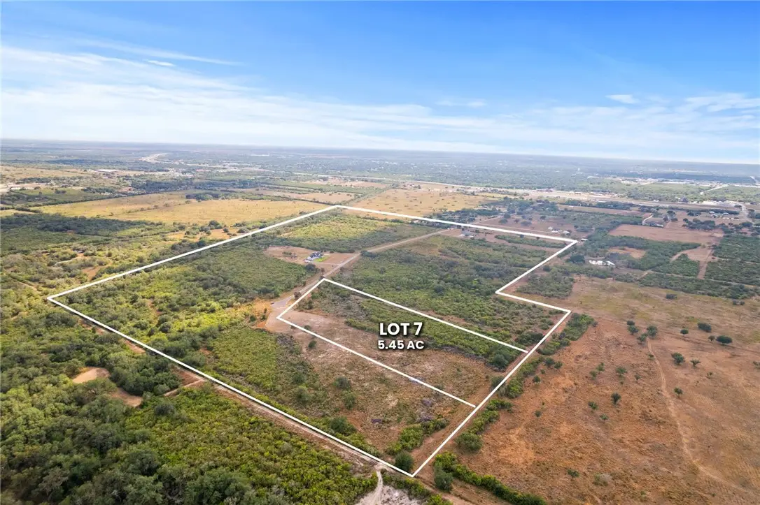 0 Paisano Trail, Beeville, TX 78102 - #1