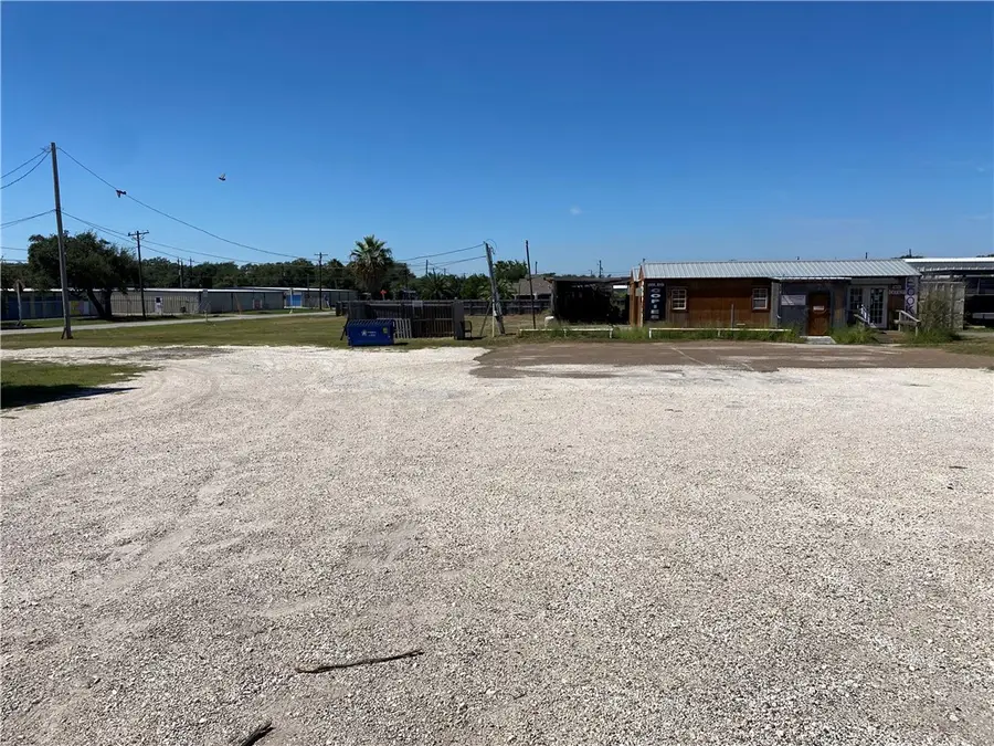 3801 Hwy35 N, Fulton, TX 78358 - #3