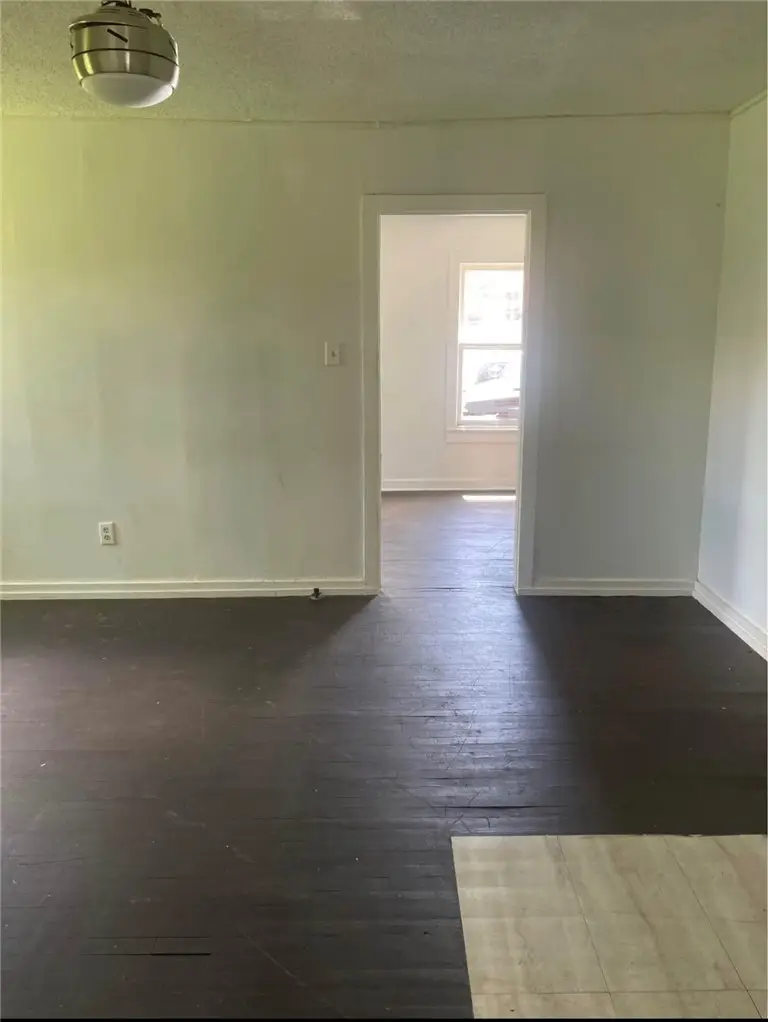 602 E 4th Street, Alice, TX 78332 - #3