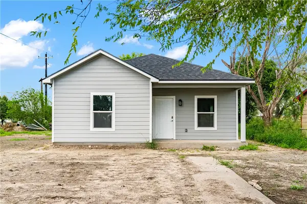 810 Saint Joseph Street, Alice, TX 78332