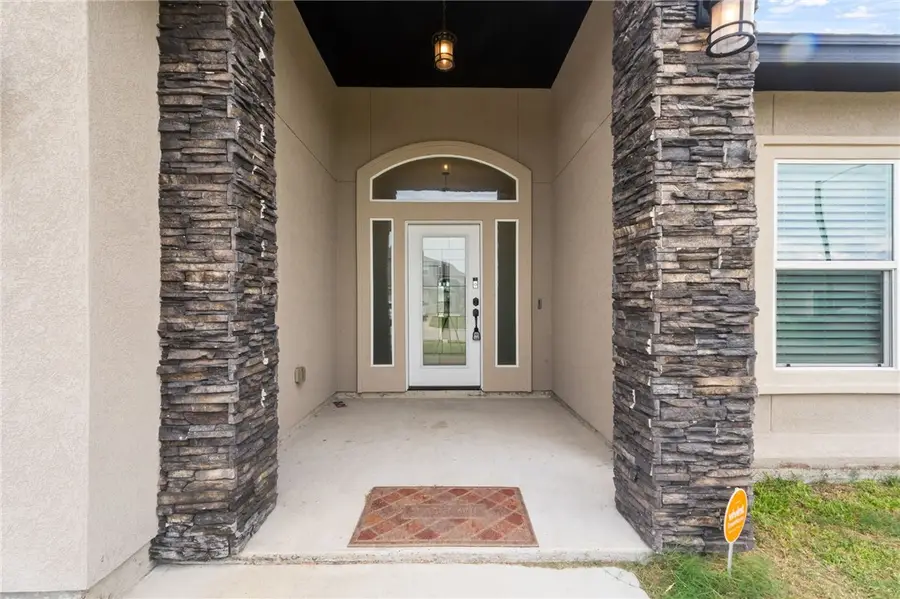 6725 Stuyvesant Court, Corpus Christi, TX 78414 - #3