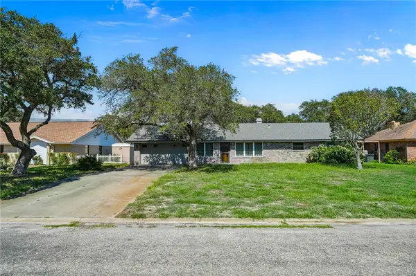 1110 W Tern, Rockport, TX 78382