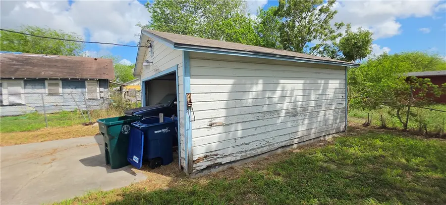 5322 Betty Jean Drive, Corpus Christi, TX 78411 - #2