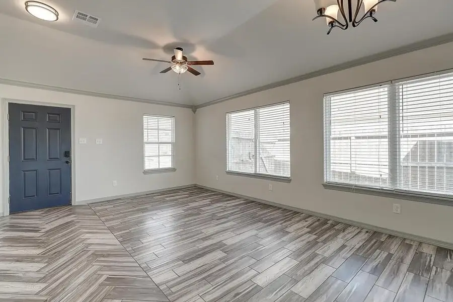 1542 Oak Hill Drive, Corpus Christi, TX 78418 - #3