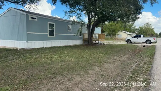 401 Kansas, Woodsboro, TX 78393 - #3