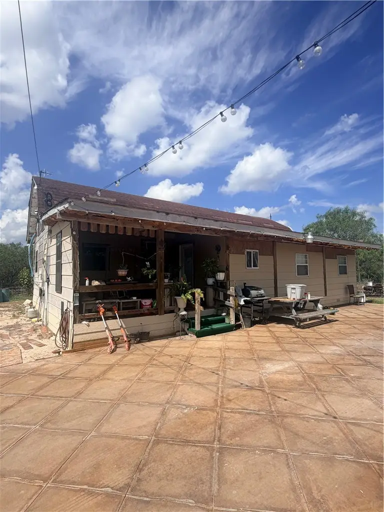 559 Cr-129, Alice, TX 78332 - #1