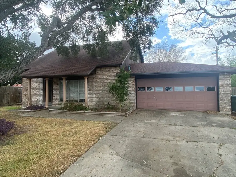 5813 Crest Circle, Corpus Christi, TX 78415 - #2