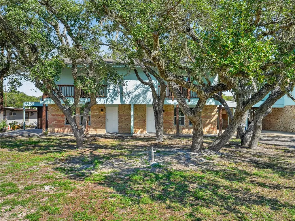 503 Traylor Boulevard, Rockport, TX 78382 - #1