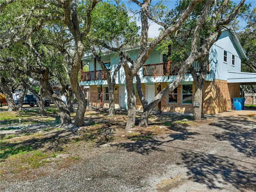 503 Traylor Boulevard, Rockport, TX 78382 - #2