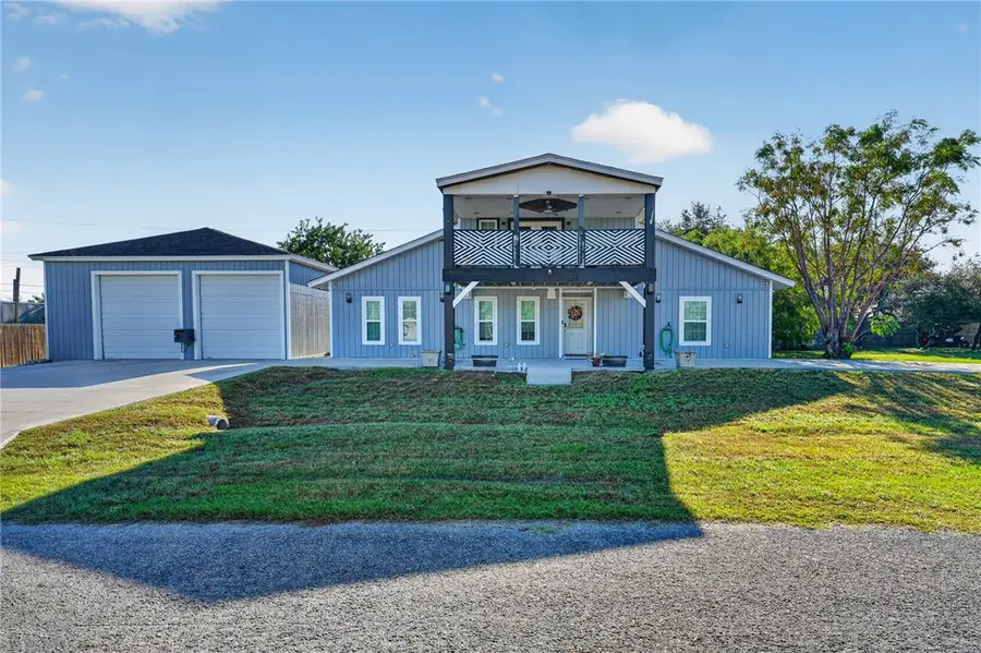 111 Pompano Drive, Rockport, TX 78382 - #2