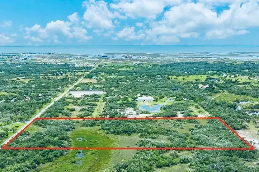 1611 16th Street, Rockport, TX 78382 - #1