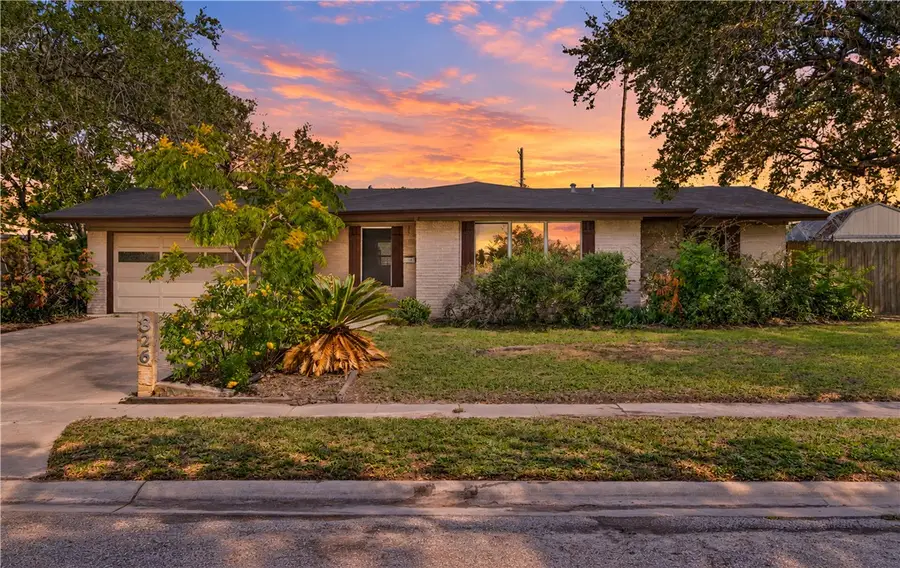826 Stembridge Street, Sinton, TX 78387 - #3