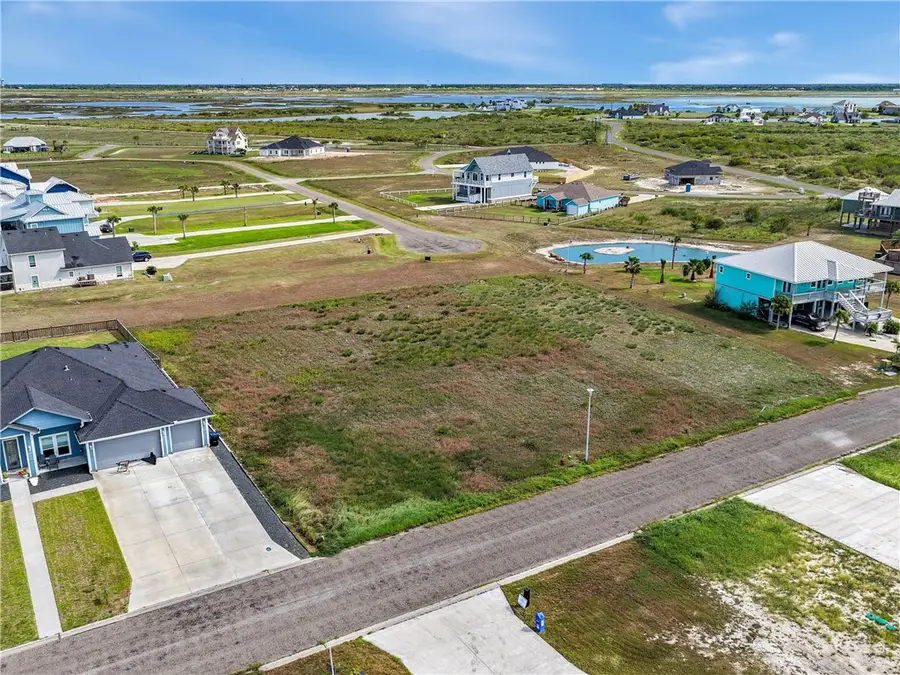 9 Westpointe Drive, Rockport, TX 78382 - #3