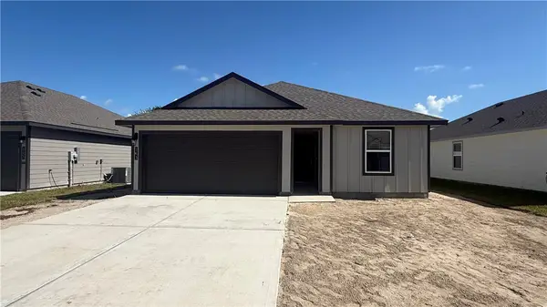 113 Grenada Drive, Rockport, TX 78382