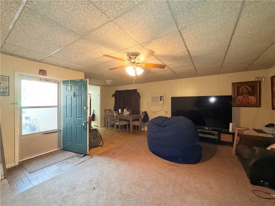 32 S Commonsway Drive, Portland, TX 78374 - #2