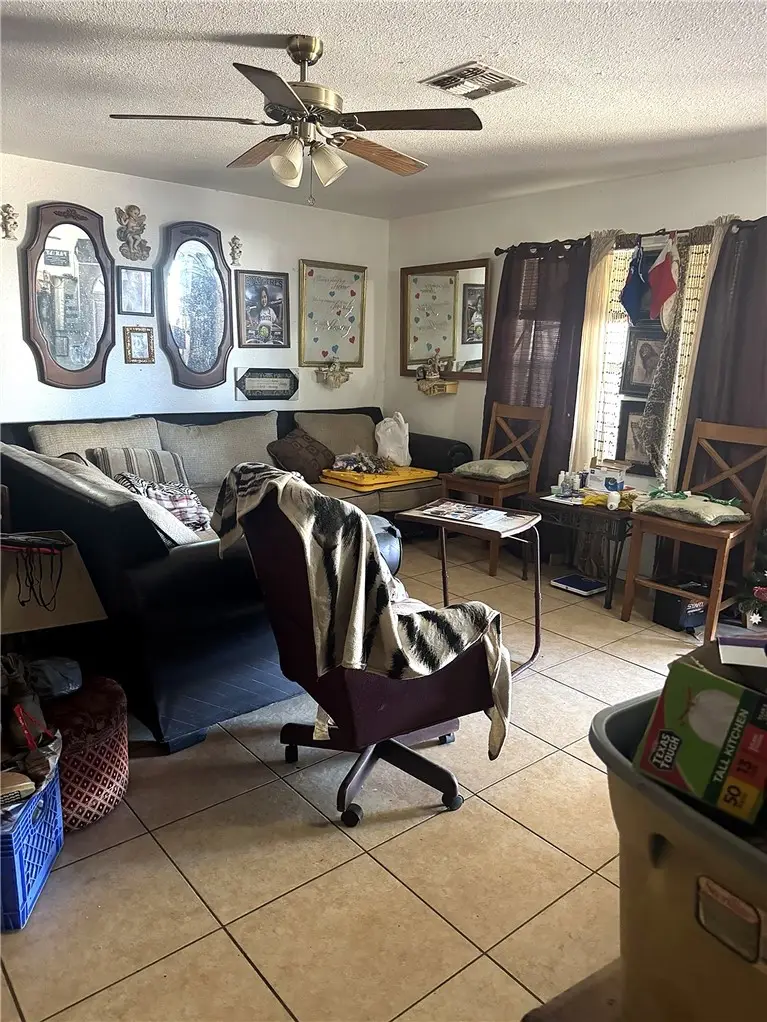 1603 S Brownlee Boulevard, Corpus Christi, TX 78404 - #2
