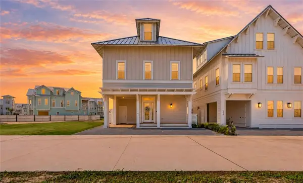 101 Yearling Lane, Port Aransas, TX 78373