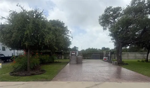 55 Augusta Circle, Aransas Pass, TX 78336