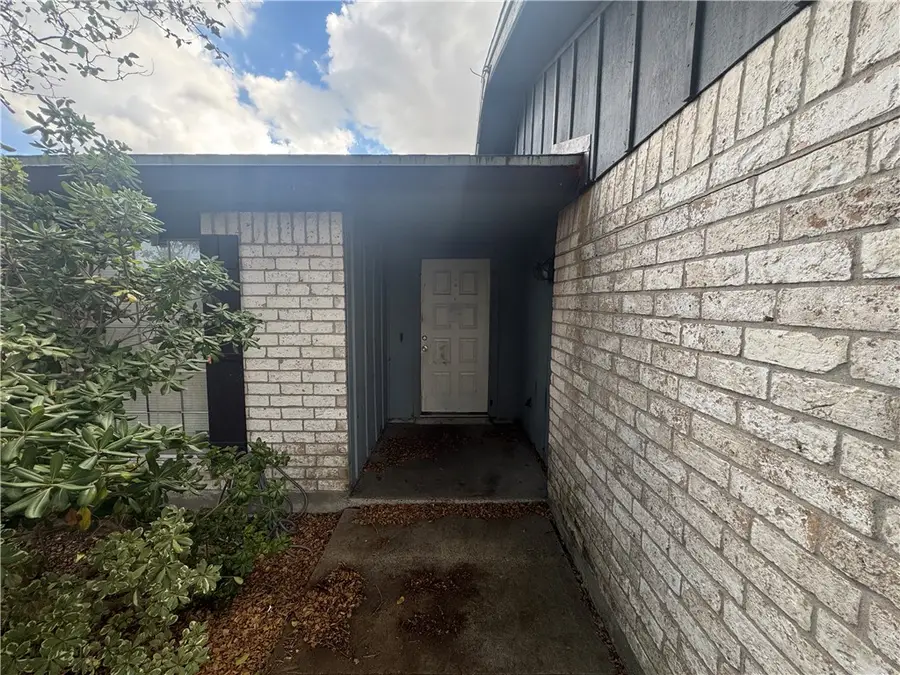 7041 Monarch Street, Corpus Christi, TX 78413 - #2