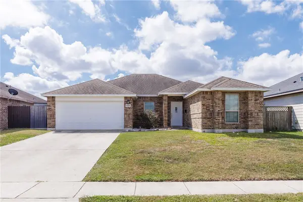 11521 Pintas Creek Circle, Corpus Christi, TX 78410