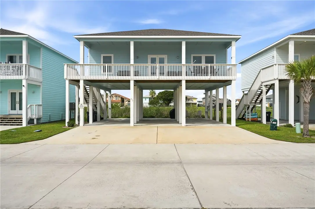 171 Paradise Drive, Rockport, TX 78382 - #1
