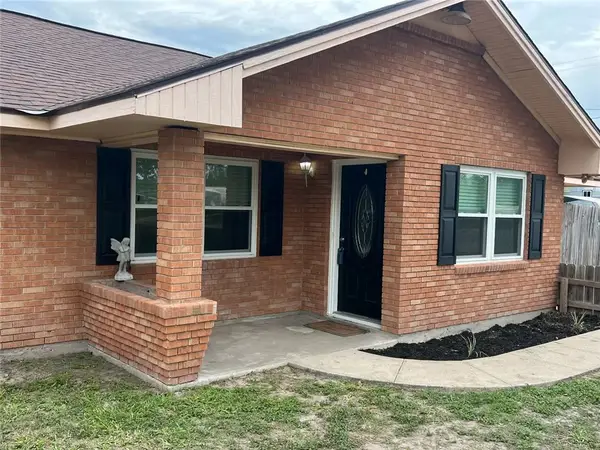 1110 S Johnson Street, Alice, TX 78332