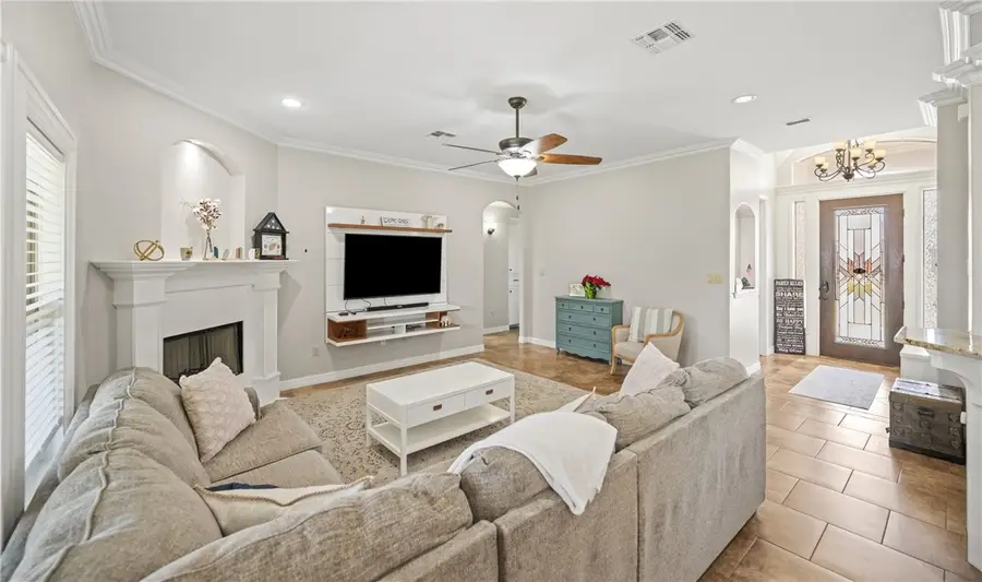 3817 Kangaroo Court, Corpus Christi, TX 78414 - #2
