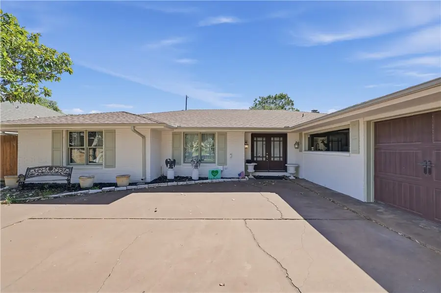 137 Del Mar Boulevard, Corpus Christi, TX 78404 - #2