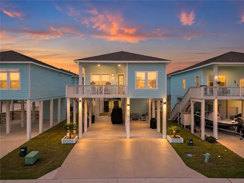 108 Caledonia, Rockport, TX 78382 - #1